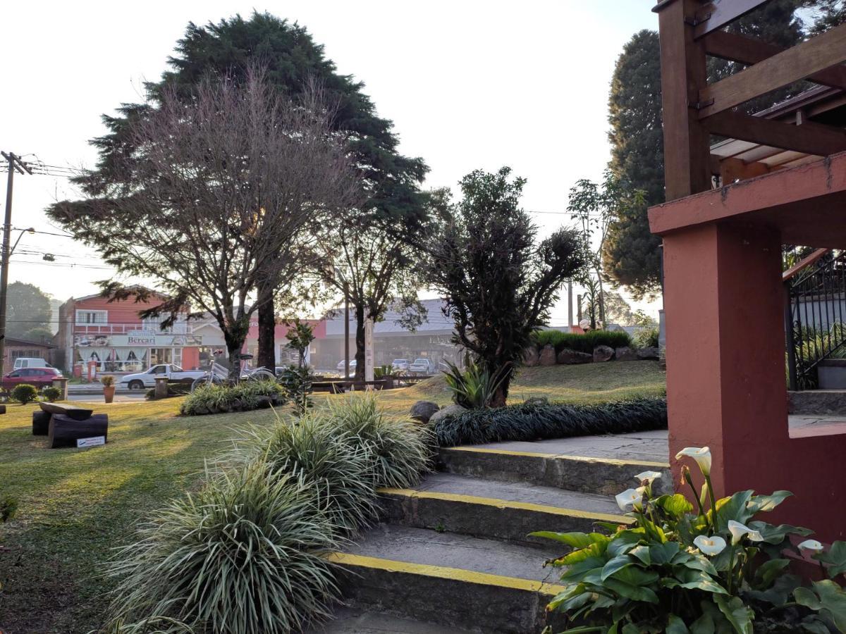 Gramado Hostel エクステリア 写真
